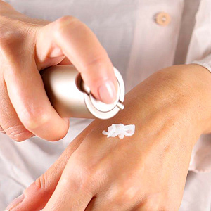 Ночная антивозрастная сыворотка для лица "Время вспять" глобального действия 50мл 